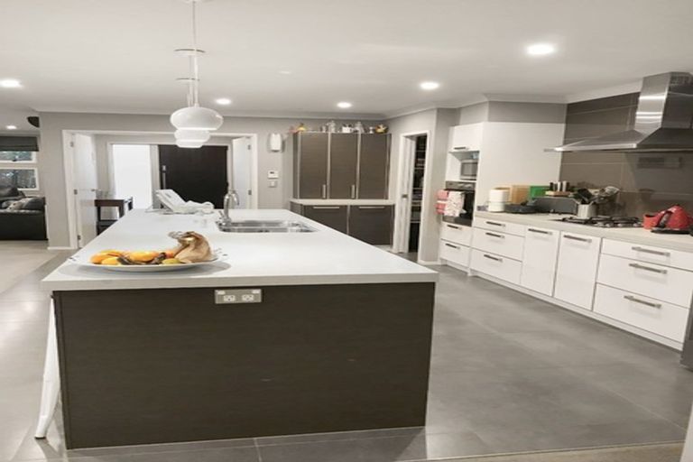 Photo of property in 50 Intrepid Crescent, Beachlands, Auckland, 2018