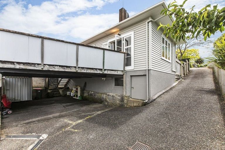 Photo of property in 53 Kurahaupo Street, Orakei, Auckland, 1071
