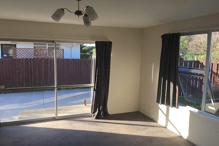 Photo of property in 2/361 Withells Road, Avonhead, Christchurch, 8042