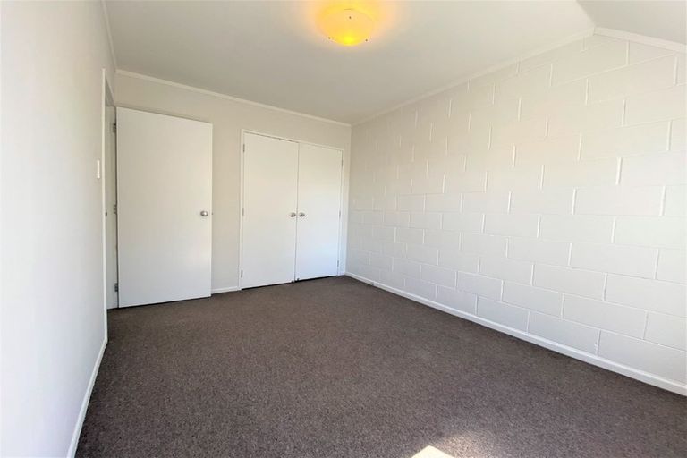 Photo of property in 7 Hollydale Grove, Churton Park, Wellington, 6037