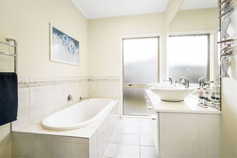 Photo of property in 8 The Ford, Huntington, Hamilton, 3210