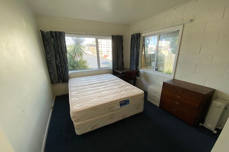 Photo of property in Carillion/the Knoll, 33 Thompson Street, Mount Cook, Wellington, 6011