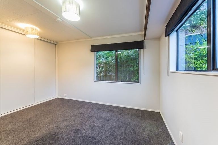 Photo of property in 1/12 Bedford Street, Te Atatu South, Auckland, 0610