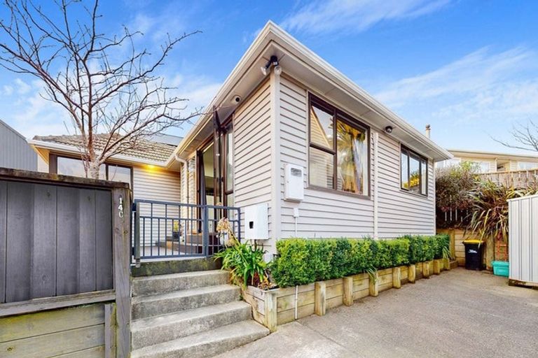 Photo of property in 14c Bracken Road, Newlands, Wellington, 6037