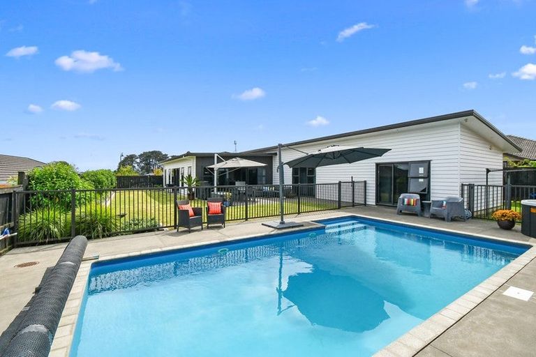 Photo of property in 9 Searle Drive, Patumahoe, Pukekohe, 2679