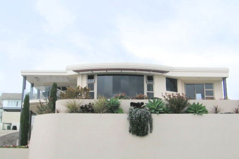 Photo of property in 3 Seaview Road, Otumoetai, Tauranga, 3110