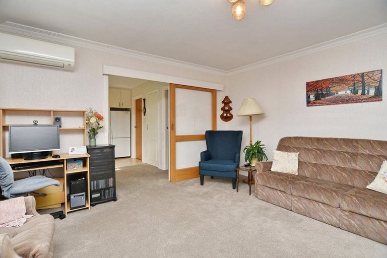 Photo of property in 1/128 Studholme Street, Somerfield, Christchurch, 8024