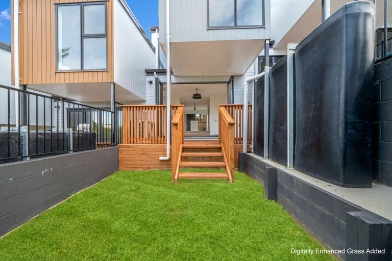 Photo of property in 3/32 Brandon Road, Glen Eden, Auckland, 0602