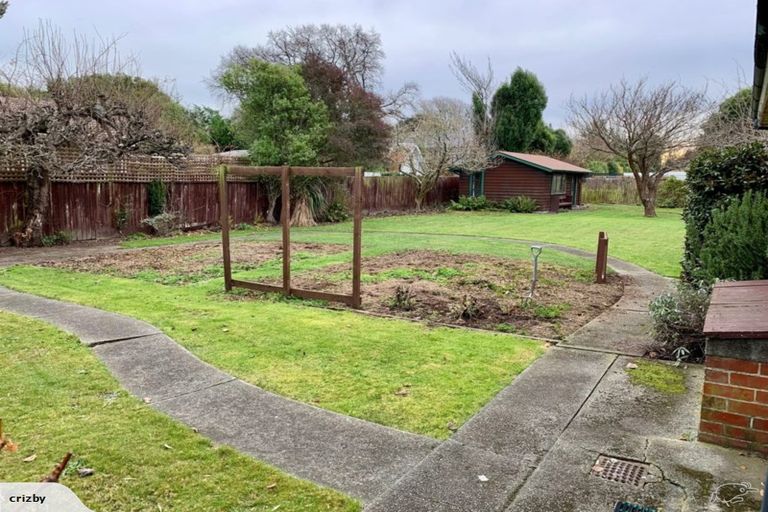 Photo of property in 7 Garreg Road, Fendalton, Christchurch, 8052