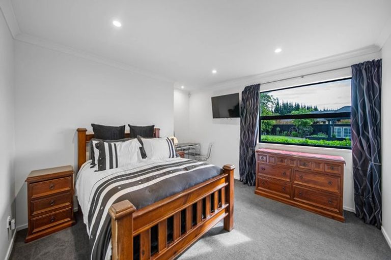 Photo of property in 12 Rossington Drive, West Melton, 7618