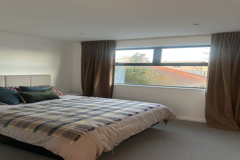 Photo of property in 1/17 Hewitts Road, Merivale, Christchurch, 8014