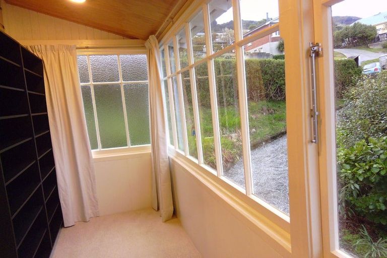 Photo of property in 6 Rata Street, Ravensbourne, Dunedin, 9022