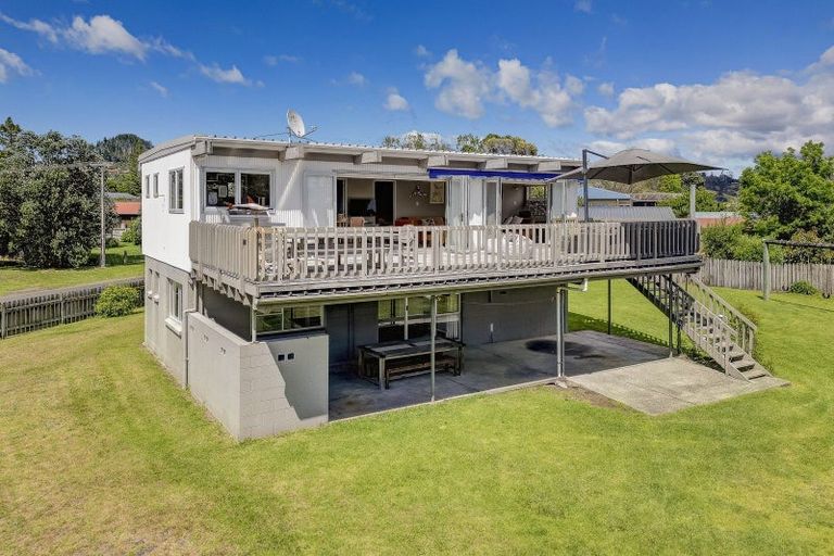 Photo of property in 4 Hardy Place, Cooks Beach, Whitianga, 3591