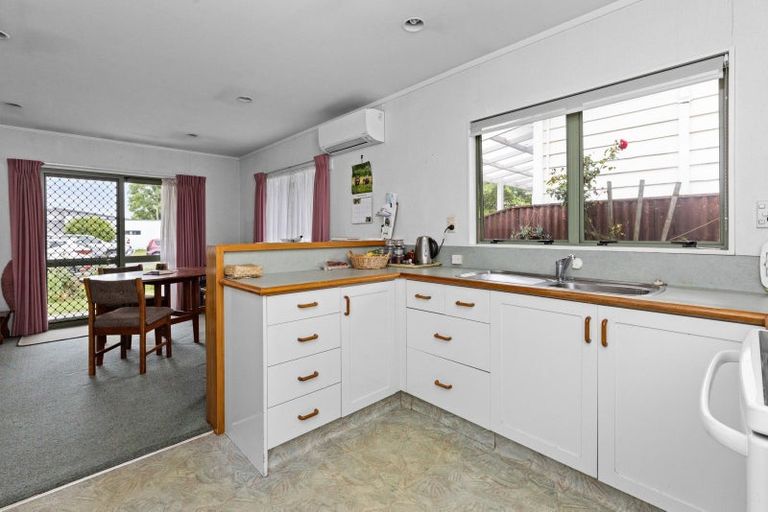 Photo of property in 408a Lyndon Road West, Hastings, 4122