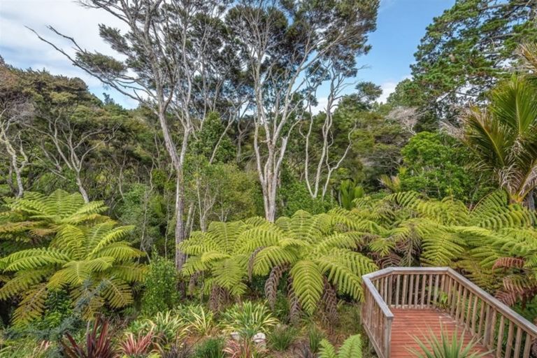 Photo of property in 20 Capilano Place, Glenfield, Auckland, 0629