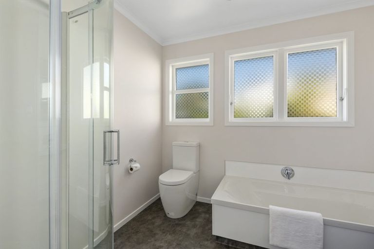 Photo of property in 4 Bailey Grove, Trentham, Upper Hutt, 5018