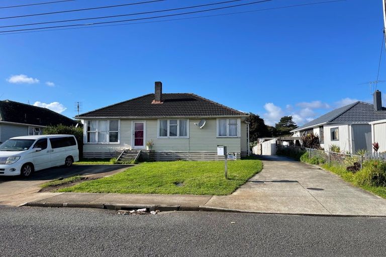 Photo of property in 12 Firth Crescent, Otara, Auckland, 2025
