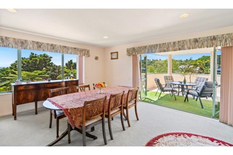 Photo of property in 26 Silkwood Grove, Totara Heights, Auckland, 2105