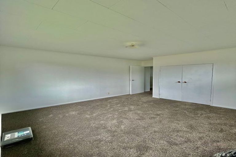 Photo of property in 11 Ulay Place, Clover Park, Auckland, 2019