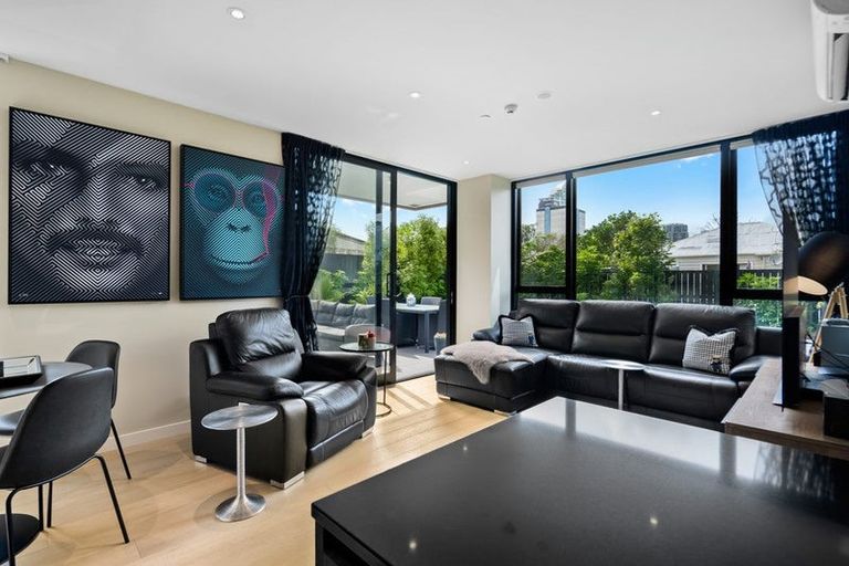 Photo of property in 2/28g Killarney Street, Takapuna, Auckland, 0622