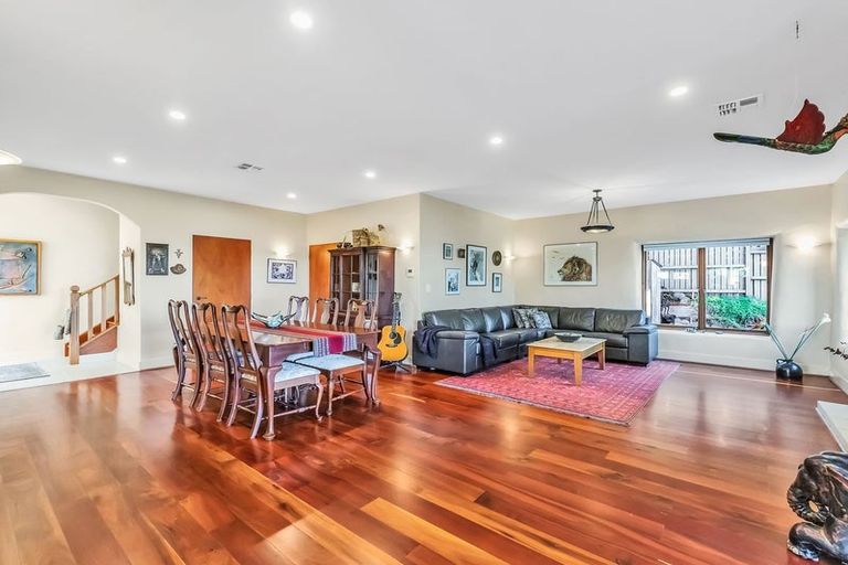 Photo of property in 262 Major Hornbrook Road, Mount Pleasant, Christchurch, 8081