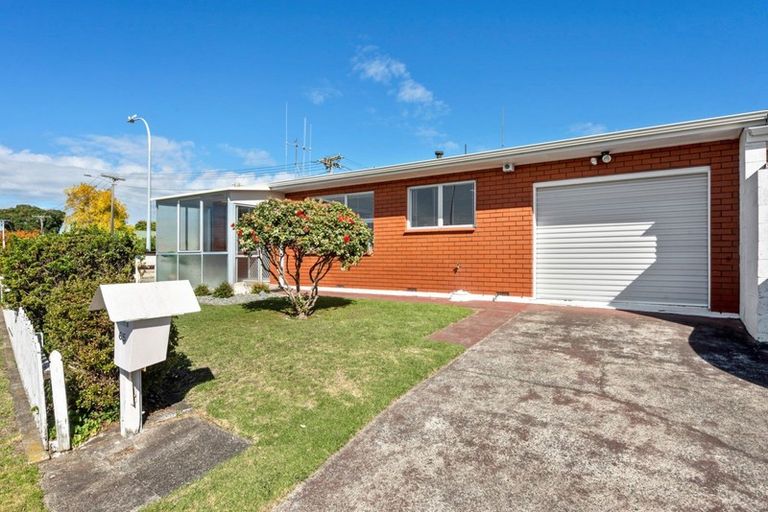 Photo of property in 65 Ridge Street, Otumoetai, Tauranga, 3110