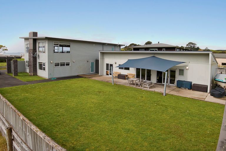 Photo of property in 303 Big Bay Road, Manukau Heads, Waiuku, 2684