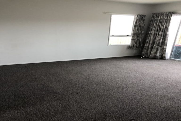 Photo of property in 2/8 Lane Street, Woolston, Christchurch, 8023