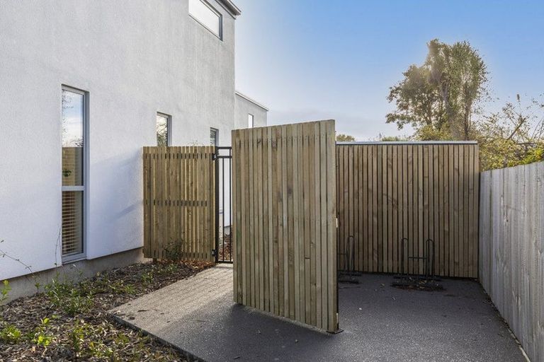 Photo of property in 1/189 England Street, Linwood, Christchurch, 8011