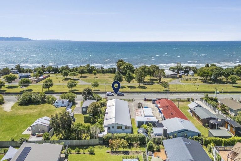 Photo of property in 776 Abel Tasman Drive, Pohara, Takaka, 7183