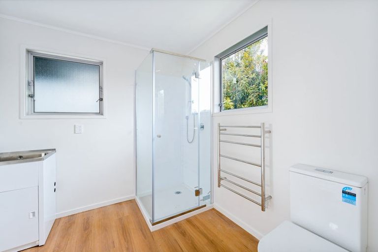 Photo of property in 1/60a View Road, Henderson, Auckland, 0612