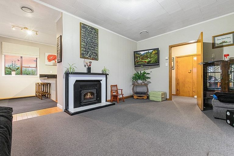 Photo of property in 10 Grierson Place, Pukekohe, 2120