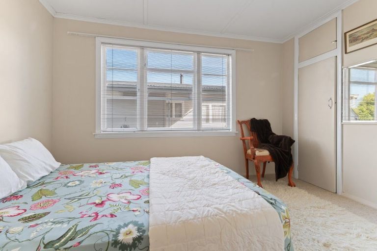 Photo of property in 26 Richmond Road, Carterton, 5713