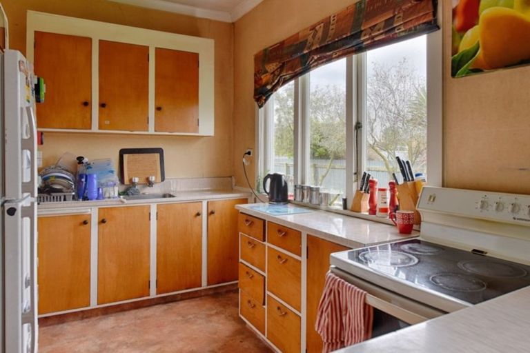 Photo of property in 6 Irving Street, Gore, 9710