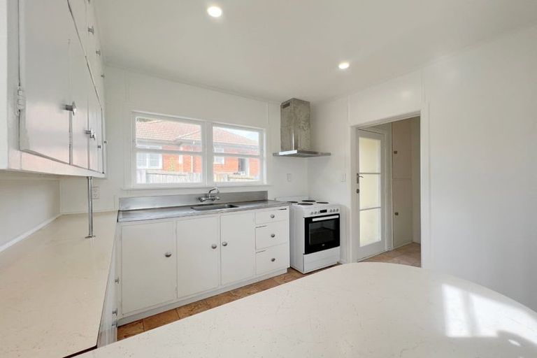 Photo of property in 96a Forest Lake Road, Forest Lake, Hamilton, 3200