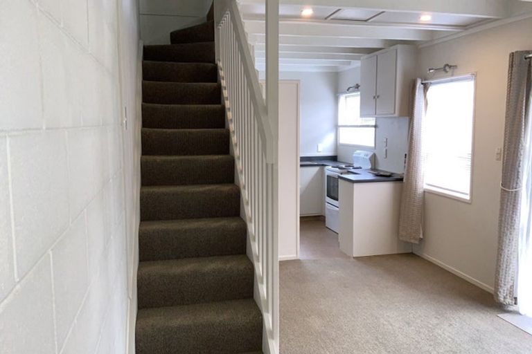 Photo of property in 1/506 Devonport Road, Tauranga South, Tauranga, 3112