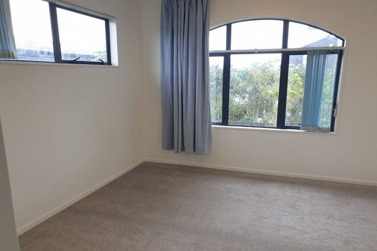 Photo of property in 82a Francis Street, Hauraki, Auckland, 0622