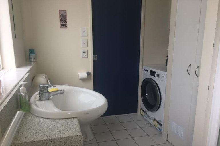 Photo of property in Terrace Heights Apartments, 5d/163 The Terrace, Wellington Central, Wellington, 6011