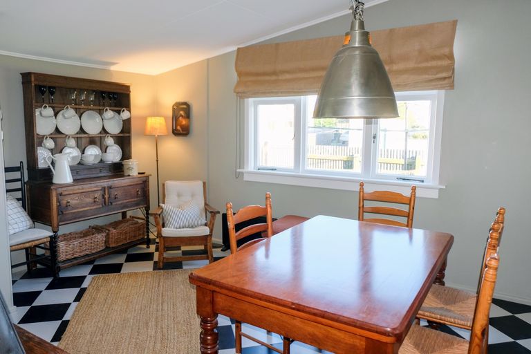 Photo of property in 7 Tweed Street, South Hill, Oamaru, 9400