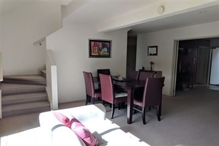 Photo of property in 140 Upper Harbour Drive, Greenhithe, Auckland, 0632