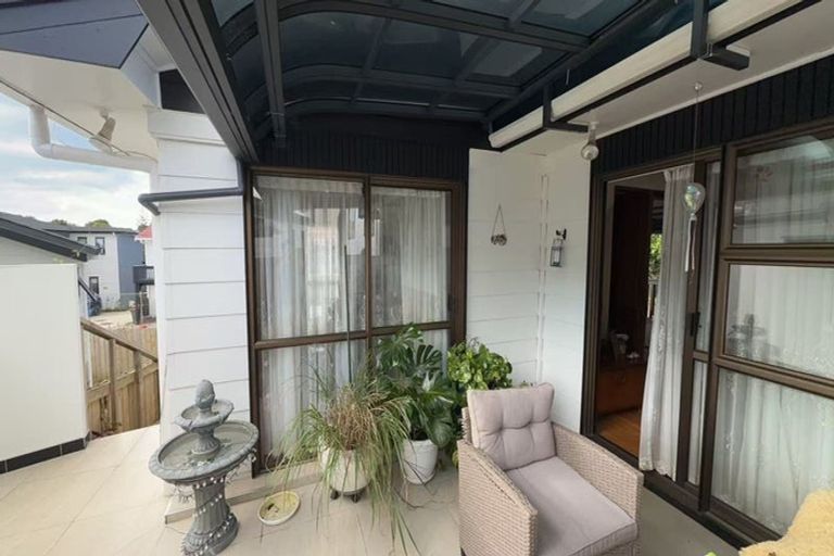 Photo of property in 40 Jandell Crescent, Bucklands Beach, Auckland, 2014