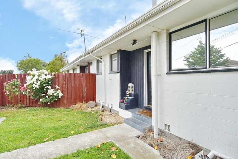 Photo of property in 4/58 Epsom Road, Sockburn, Christchurch, 8042