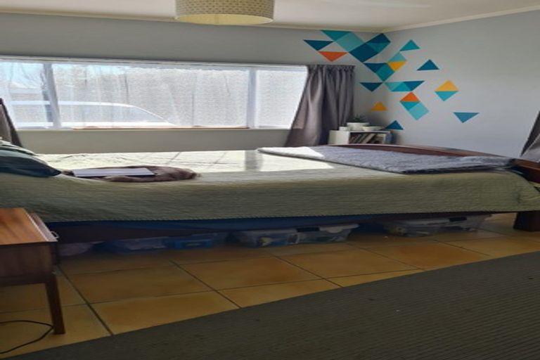 Photo of property in 106 Brandon Street, Featherston, 5710