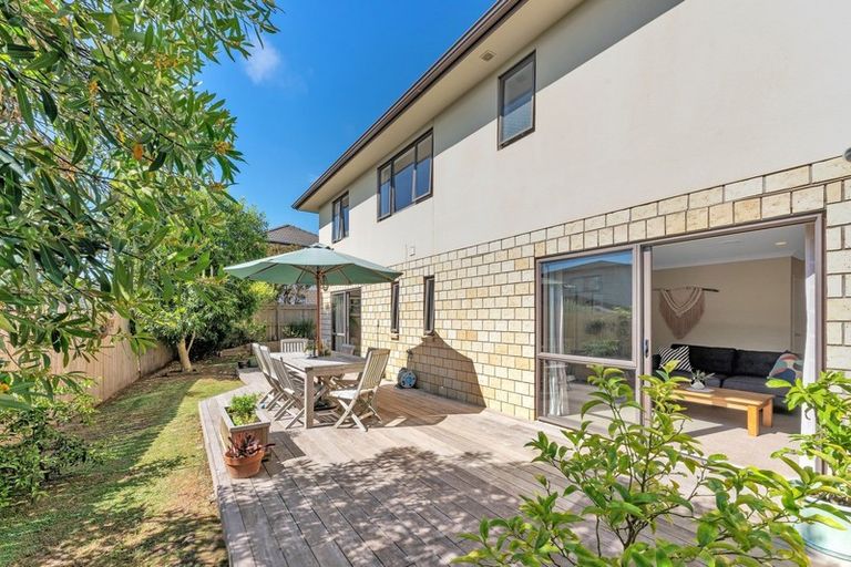 Photo of property in 18 Raphoe Road, Flat Bush, Auckland, 2019