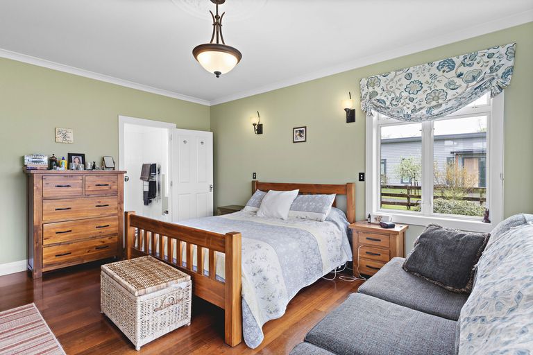 Photo of property in 40a Richmond Road, Carterton, 5713