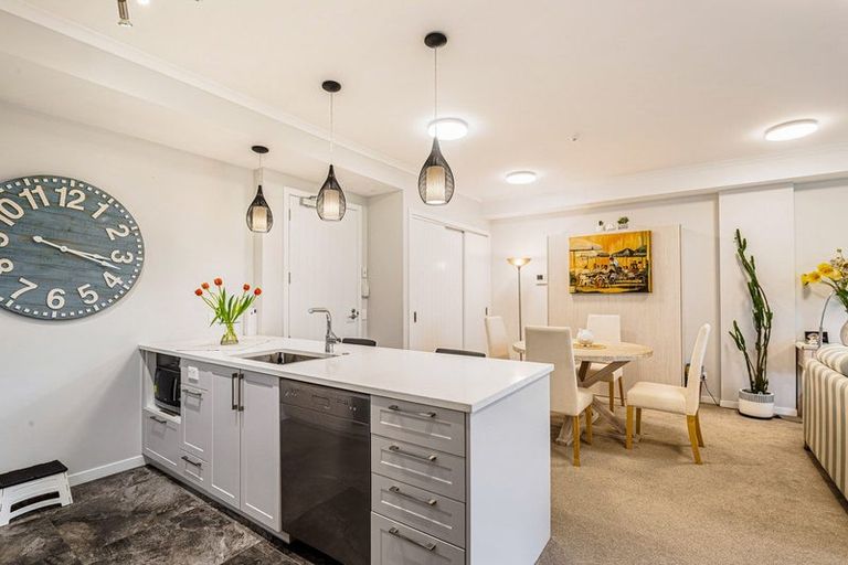 Photo of property in 138 Eaves Bush Parade, Orewa, 0931