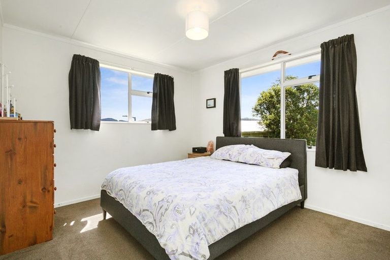 Photo of property in 17 Nassau Avenue, Grenada North, Wellington, 5028