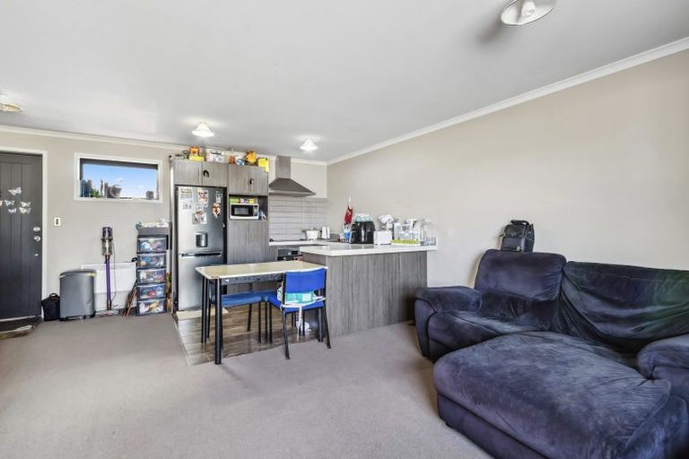 Photo of property in 9/102 Old Farm Road, Hamilton East, Hamilton, 3216