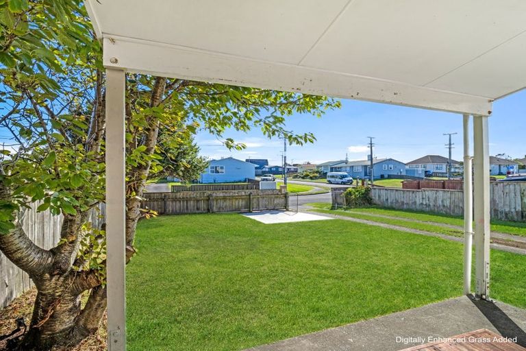 Photo of property in 46 Matipo Street, Castlecliff, Wanganui, 4501