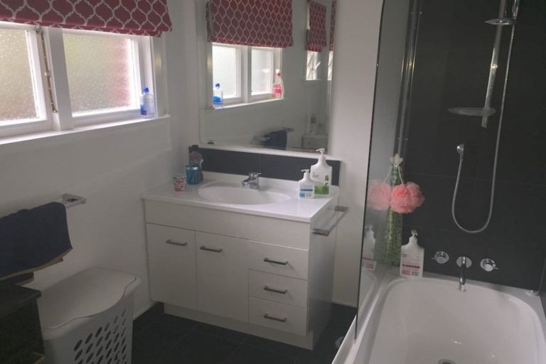 Photo of property in 28 Todd Avenue, Bishopdale, Christchurch, 8051